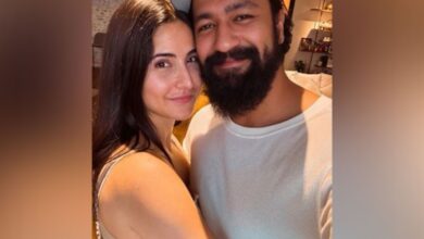 Vicky wishes Katrina on 2nd anniv: ‘In-flight & in-life entertainment’