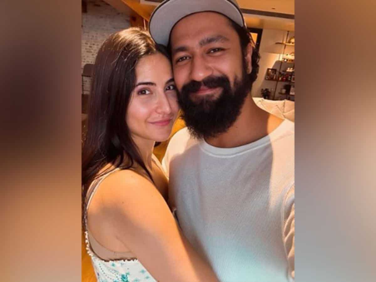 Vicky wishes Katrina on 2nd anniv: ‘In-flight & in-life entertainment’