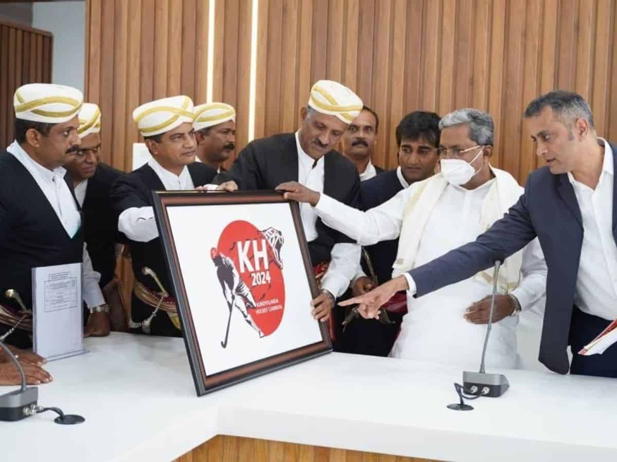 Karnataka: Siddaramaiah unveils logo of Kogadu Hockey festival