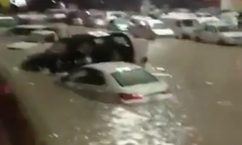 Watch: Heavy rain lash across Saudi Arabia; Authorities warns of caution