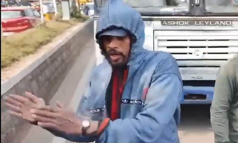Watch: Telangana man protests, demanding 50% seats for men in TSRTC buses