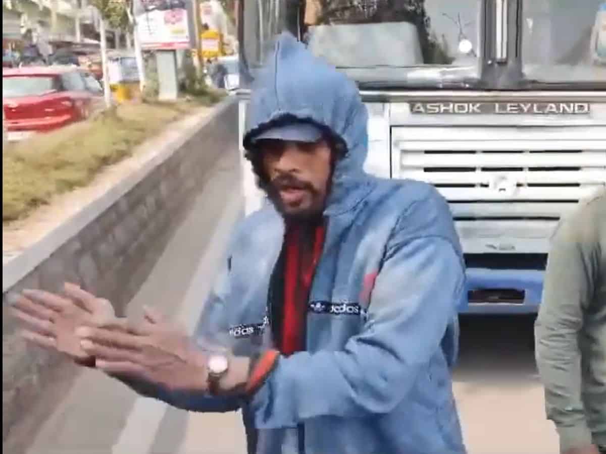 Watch: Telangana man protests, demanding 50% seats for men in TSRTC buses 