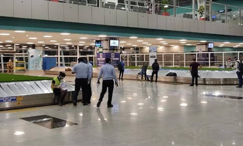 Mangaluru: Passenger from Dubai held for smuggling gold worth Rs 17.73L
