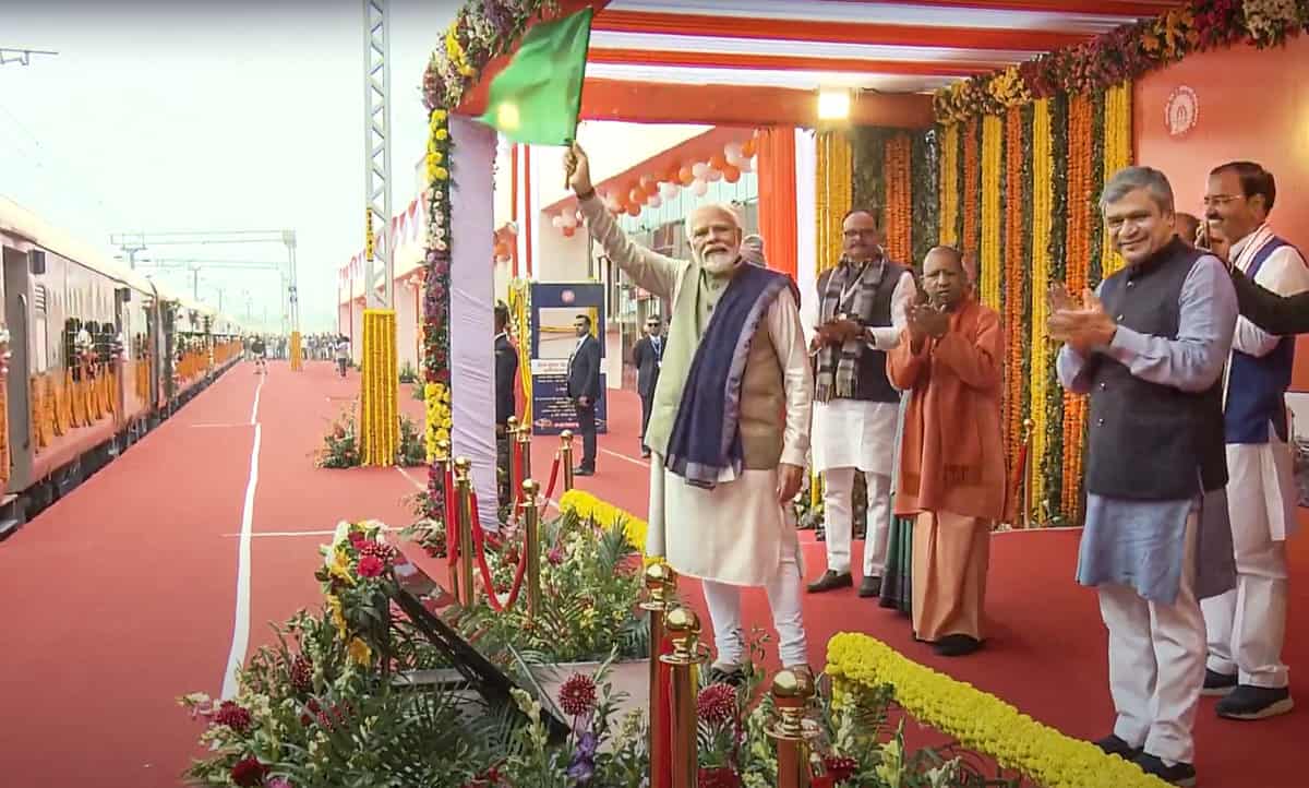 PM inaugurates airport, railway station in Ayodhya