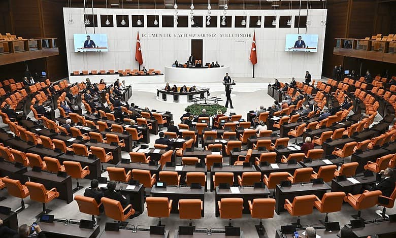 Turkey approves Sweden's bid to join NATO