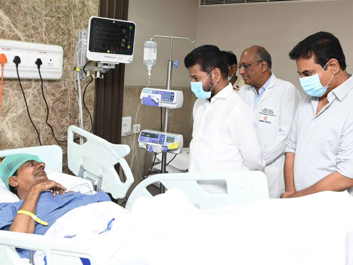 Hyderabad: Revanth Reddy calls on former CM KCR in hospital
