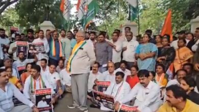 Congress workers stage protest outside BJP MP Pratap Simha's office in Mysuru
