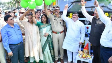 Ponnam Prabhakar Reddy flags off 80 new TSRTC buses