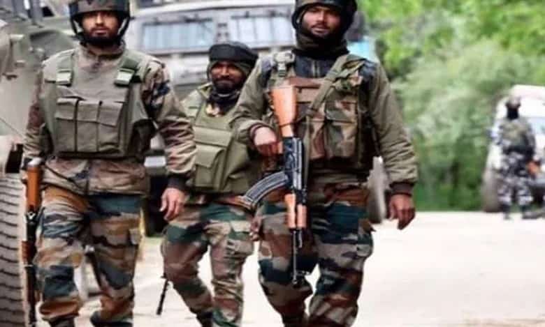 Jammu-Kashmir: Militants attack army vehicles, 3 Jawans injured