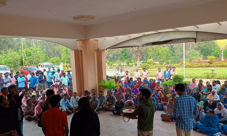 Hyderabad: Protests erupt at UoH following death of 2 workers