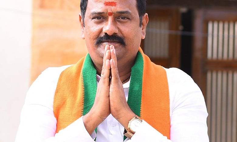 BJP’s Venkata Ramana Reddy defeats KCR, Revanth in Kamareddy