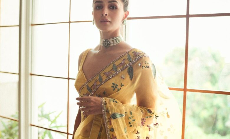Alia Bhatt hops on viral 'laddoo peela' trend