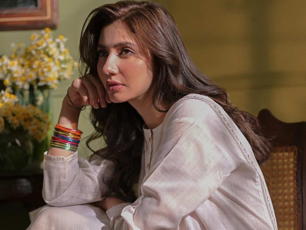 Is Everything Okay? Mahira Khan's latest pic leaves fans worried