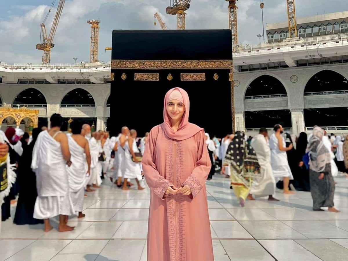 Pakistani actress Mawra Hocane' Umrah photos go viral