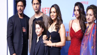 The Archies: SRK & family at screening of Suhana Khan's debut film