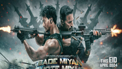 Poster of Bade Miyan Chote Miyan