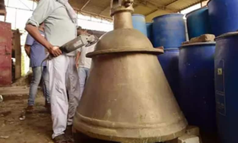 Bell weighing 2,400 kg on its way to Ram temple in Ayodhya