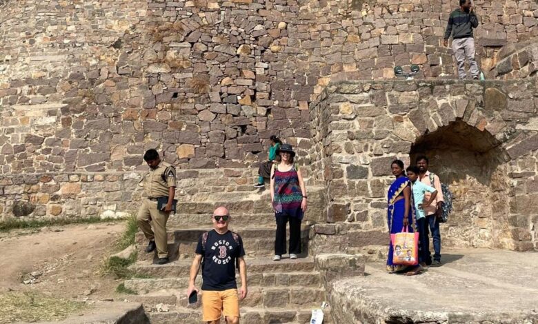 Hyderabad: British deputy high commissioner visits Golconda Fort