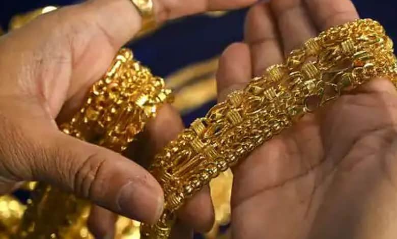 Relatives steal wedding gold worth Rs 14 lakh in Hyderabad, held