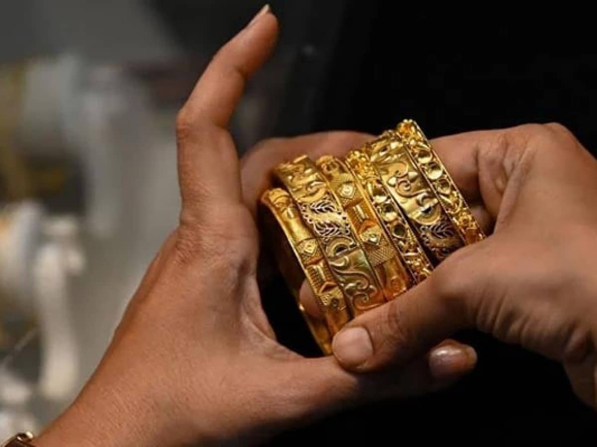 Gold prices spikes in Dubai by Rs 22.64 per gram