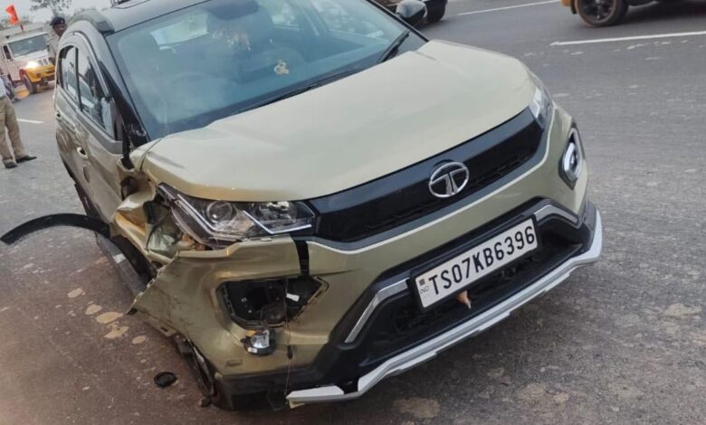 Telangana: Man dies after car crashes into bike near ORR service road