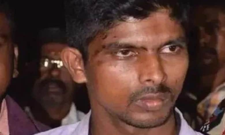 AP: Dalit leaders concerned over health of Kodi Kathi Srinu in Vizag jail