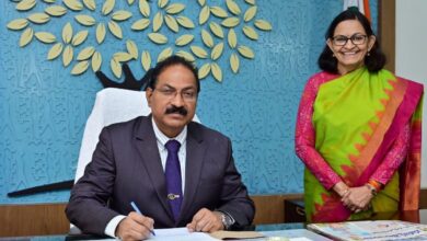 Mahender Reddy takes charge as TSPSC chairman