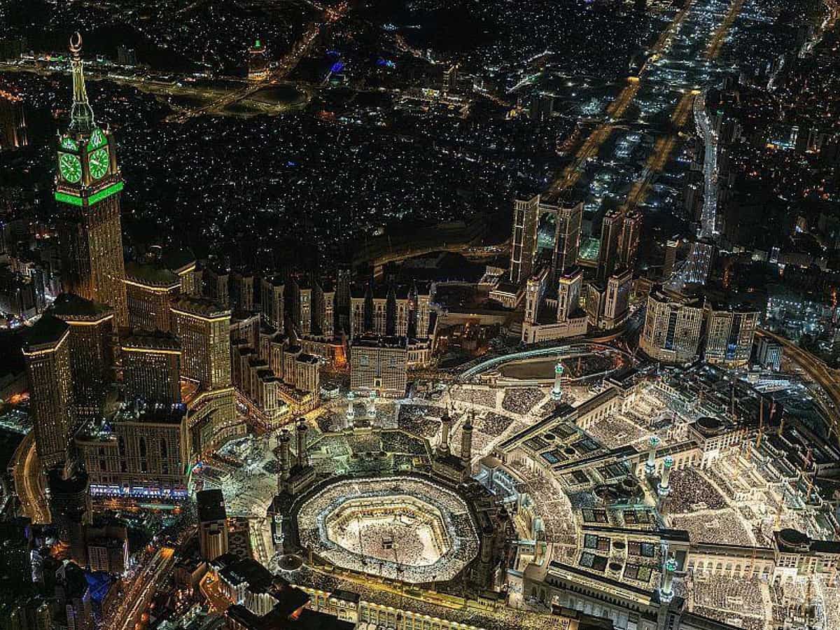 Reason's why Makkah stays warmth in winter