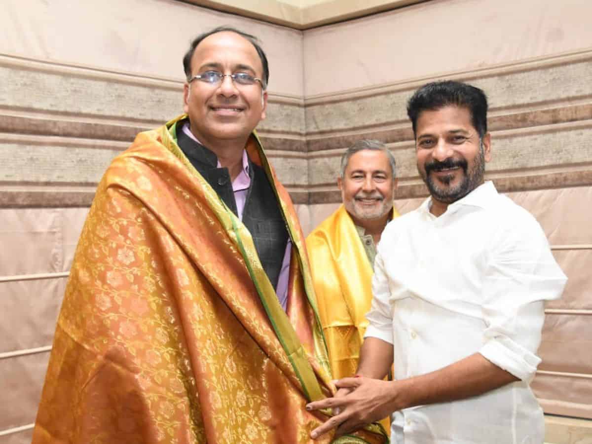 Micron Technology President and CEO Sanjay Mehrotra Meet Telanagana Chief Minister A. Revanth Reddy.