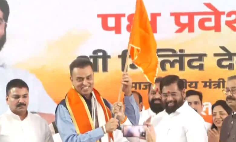 After quitting Congress, Shinde welcomes him to Shiv Sena