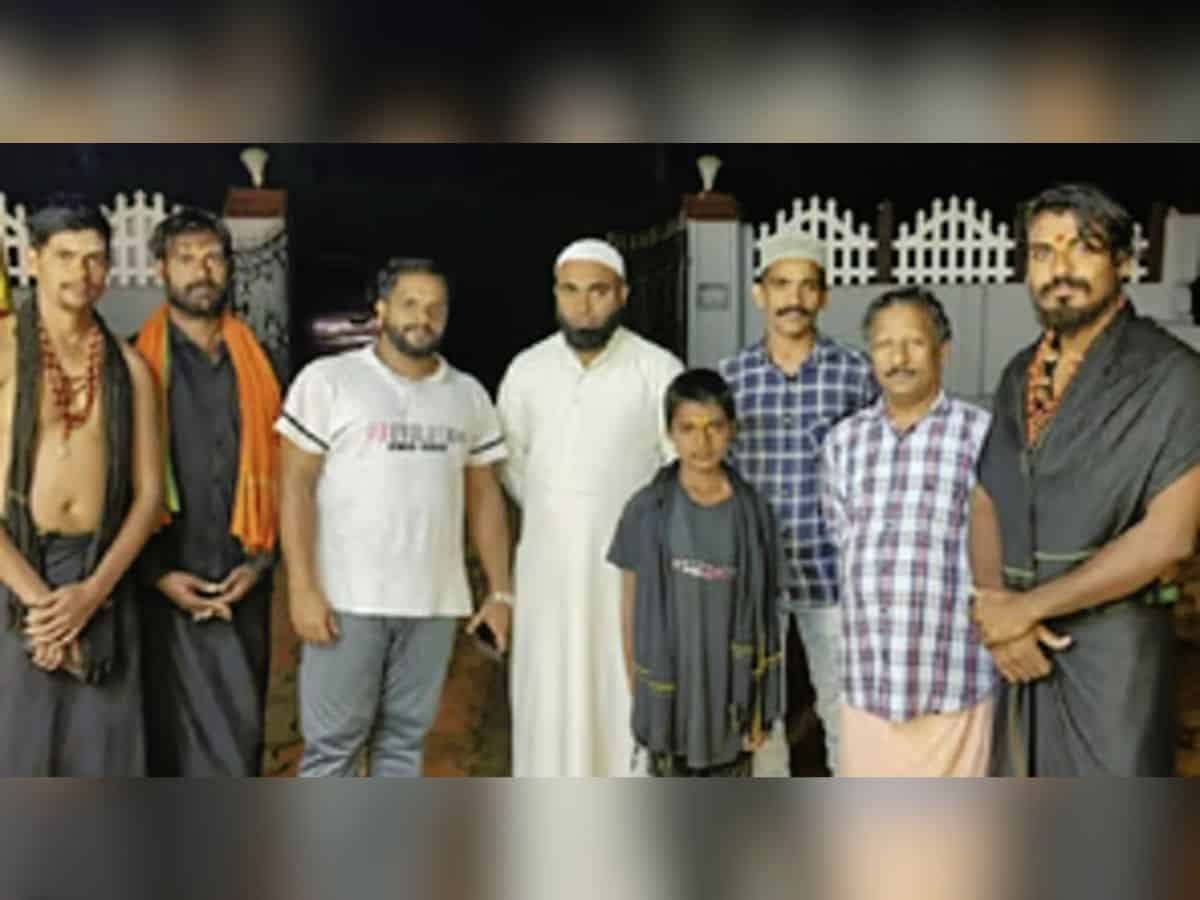 Sabarimala pilgrims find shelter in Karnataka mosque, granted permit for Puja