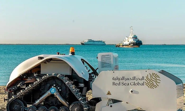 Saudi Arabia unveils robot for cleaning beaches