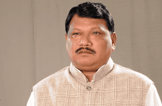 Man dies in collision between BJP MP''s car, motorcycle in Odisha
