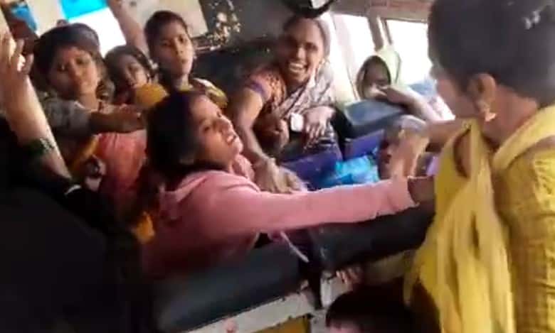 Video: Women clash with each other in TSRTC bus in Zaheerabad
