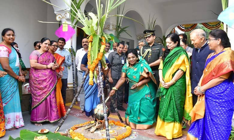 Telangana Guv Tamilisai celebrates 'Bhogi' in Hyderabad