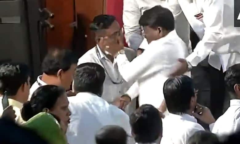 Pune: BJP MLA booked for slapping on-duty police constable