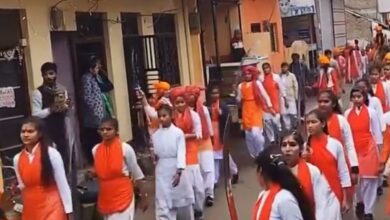 MP: Minor girls carry sword in Hindu Jagran Manch rally