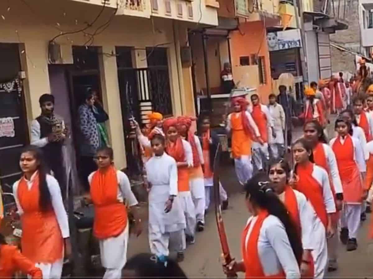 MP: Minor girls carry sword in Hindu Jagran Manch rally