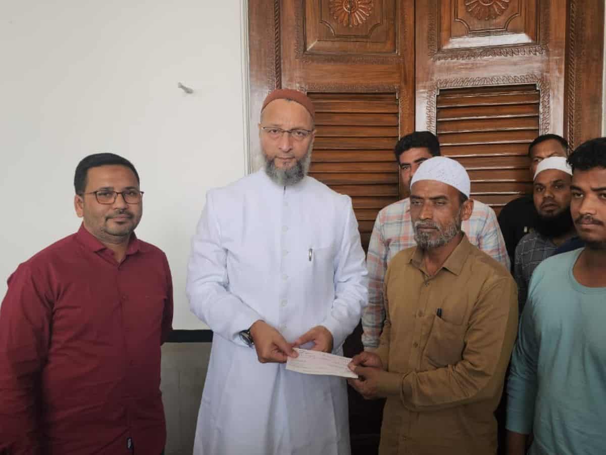 Sangareddy fire incident: AIMIM extends Rs 1.75 lakh to deceased's kin
