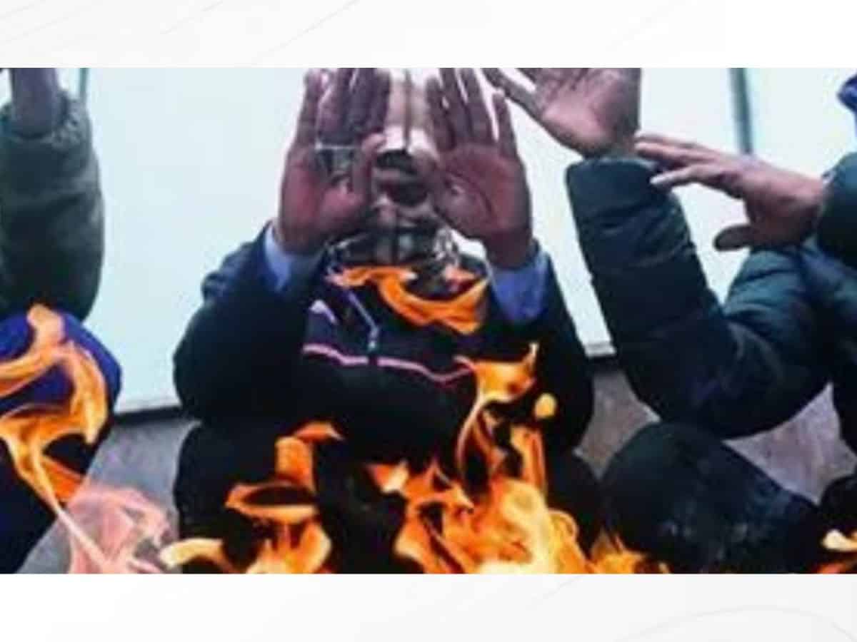 2 passengers light bonfire with dung cakes on train, arrested