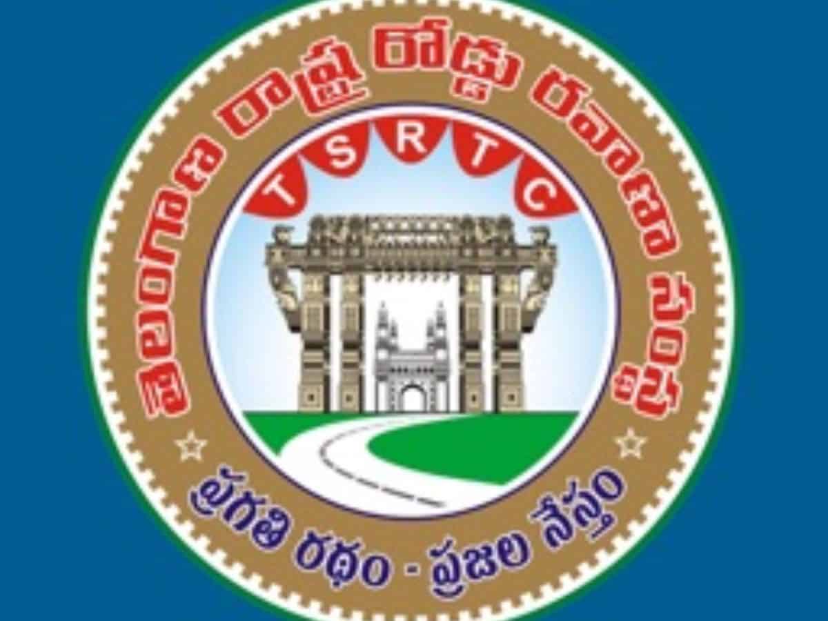 TGSRTC rolls out 13 metro deluxe buses in Hyderabad