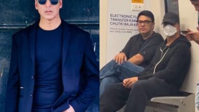 Akshay Kumar spotted travelling in metro, video goes viral