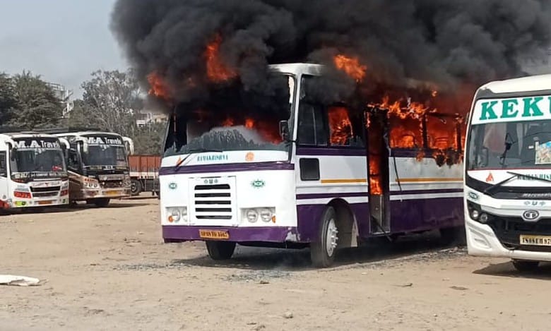 Hyderabad: Fire guts private bus at Qutbullapur