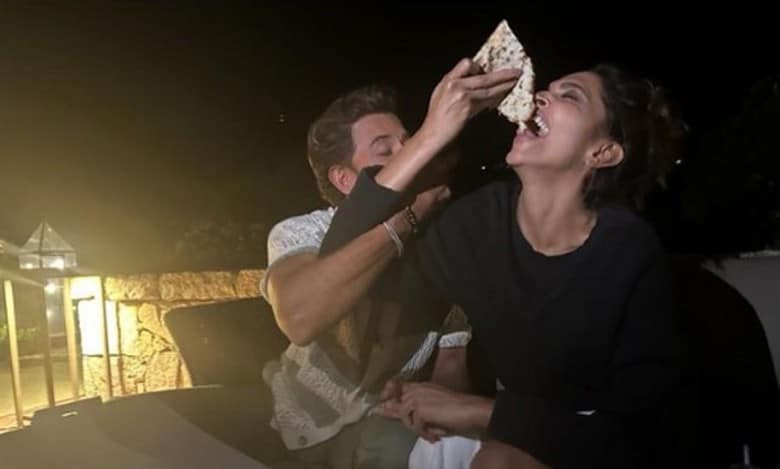 Deepika Padukone fights over pizza with Hrithik Roshan in new pic