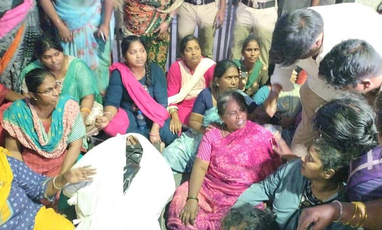 Hit-and-run case: Man killed in Jubilee Hills, family stages protest