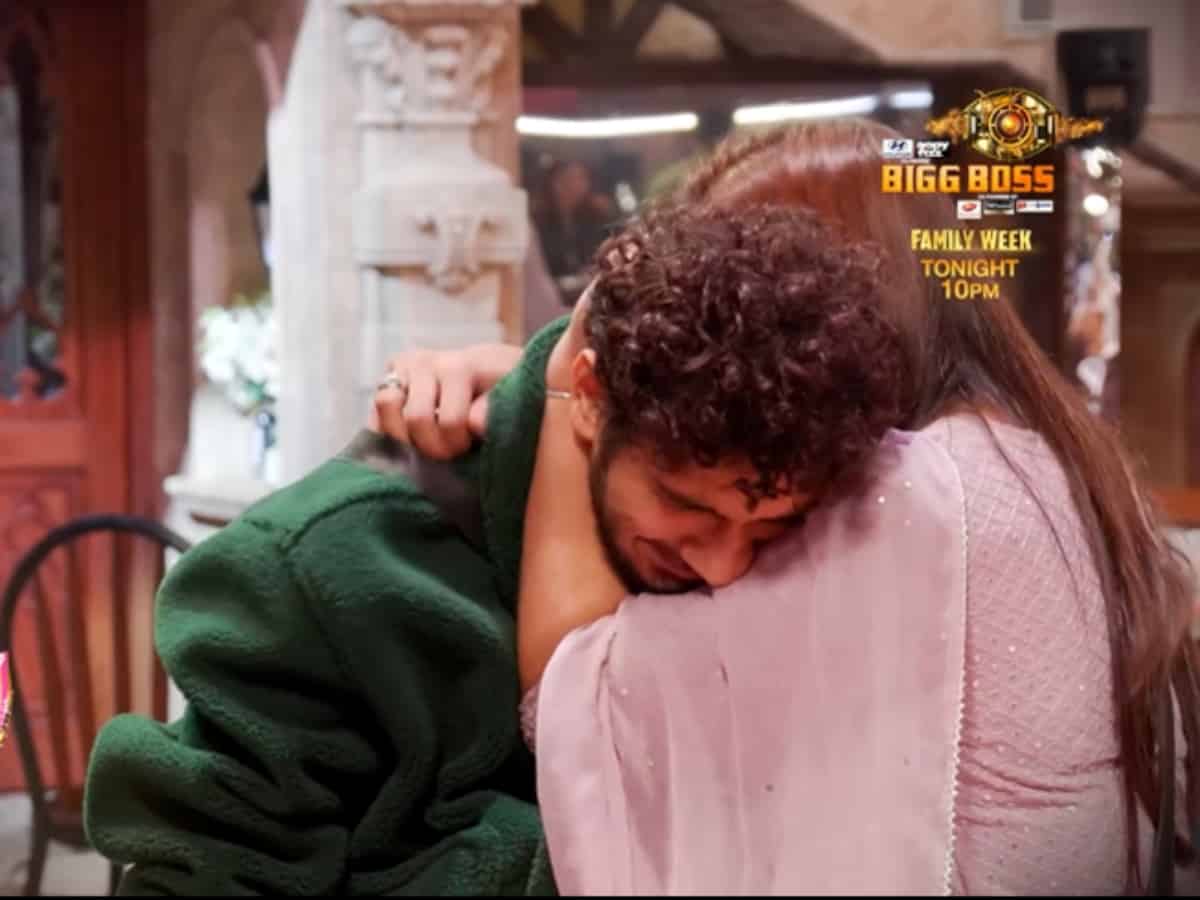 Bigg Boss 17: Munawar Faruqui cries as his sister Amrin Shaikh enters house