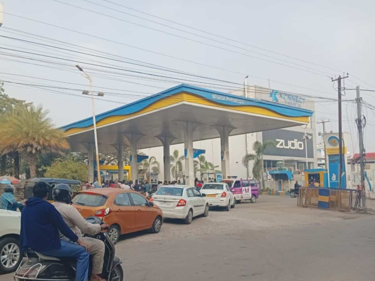 Long queues continue at petrol pumps in Hyderabad