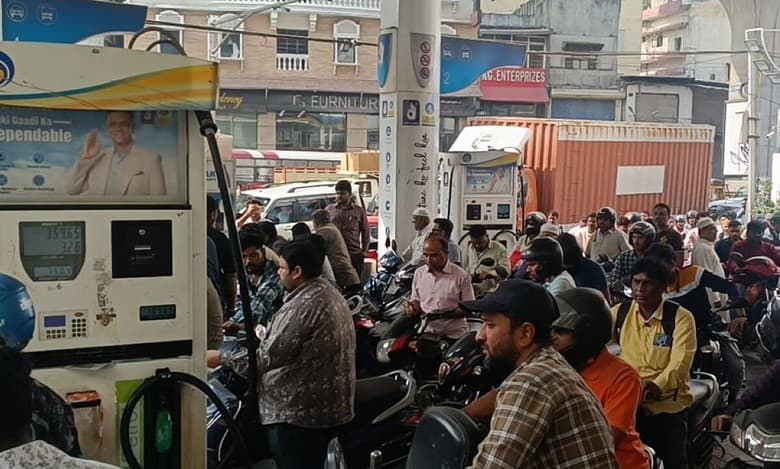 petrol pumps in Hyderabad