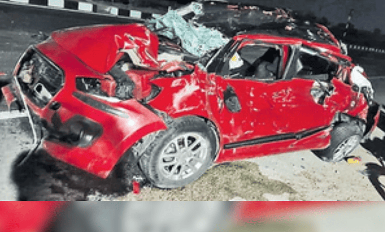 Five killed in road accident in Telangana