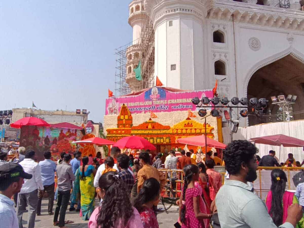 People watch Ram Mandir inauguration live in Hyderabad